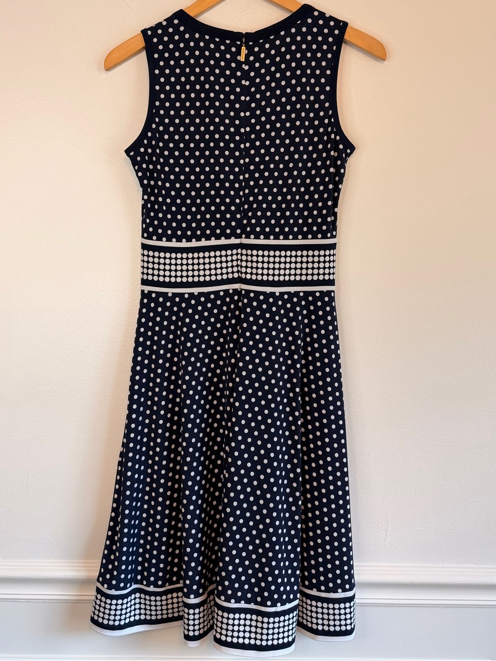 MICHAEL Michael Kors Navy and White Polka Dot Fit-and-Flare Dress Womenβs XS - Picture 5 of 10